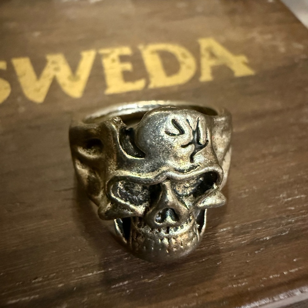Silver Skull Ring